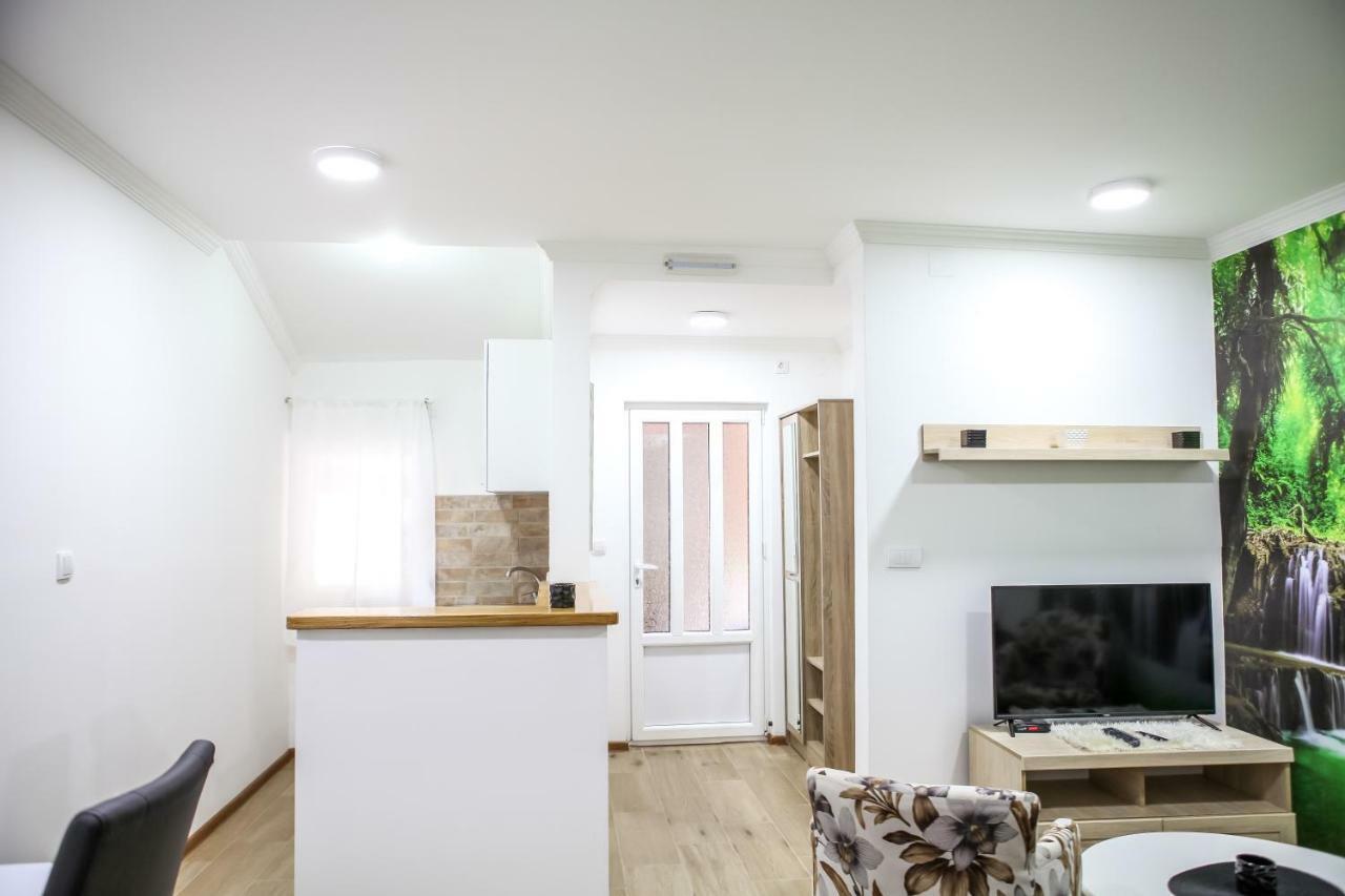 Apartman Kaca Cetinje Exteriér fotografie