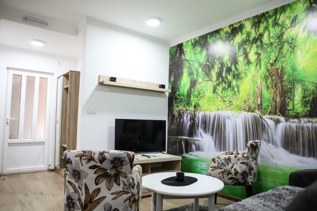 Apartman Kaca Cetinje Exteriér fotografie